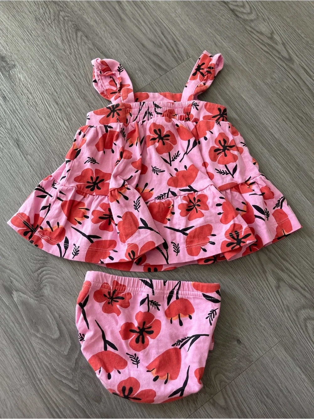 Hanna Andersson two piece set 3/6 months
